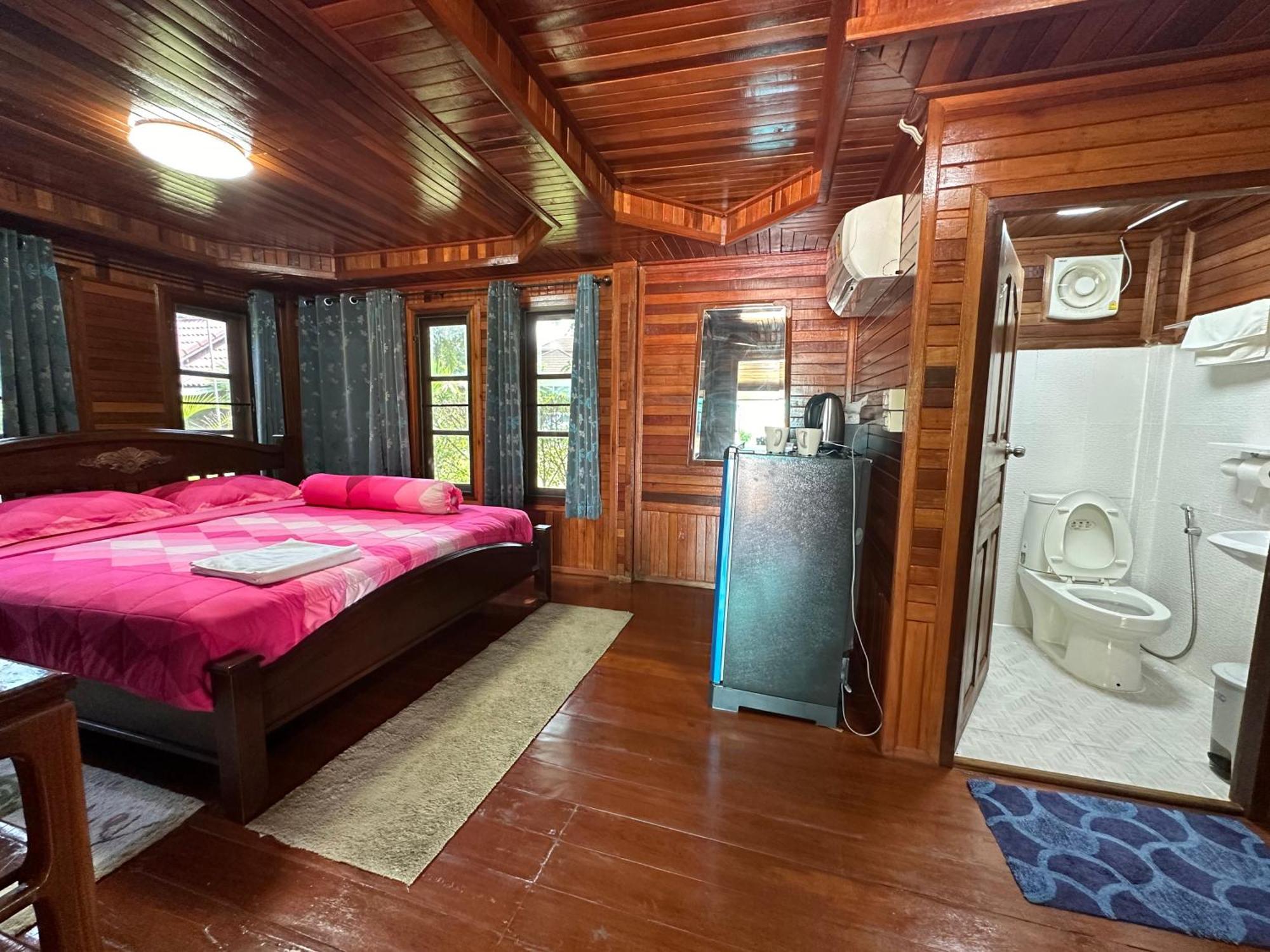 Thip Siam Village Ao Nam Mao Екстер'єр фото